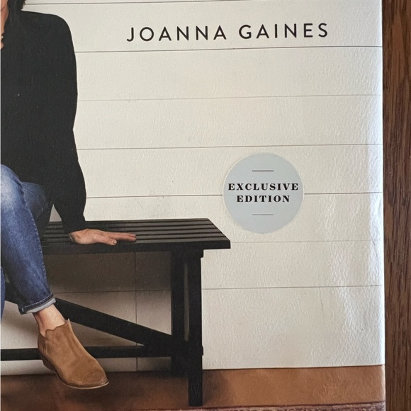 'Homebody' Book by Joanna Gaines - Picture 2 of 8